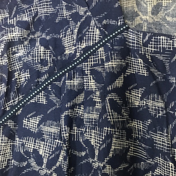 Women's sleeveless cotton shirt/dress. - Picture 6 of 6